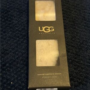 New with Box UGG Sheepskin Insoles S9